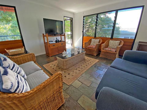 A BEACH AFFAIR - Accommodation ACT 1