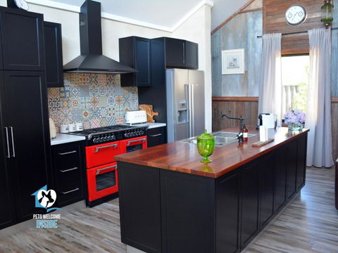 A Beautiful New Property, Walking Distance To The Beach In Esperance WA! - Accommodation ACT 4