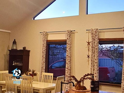 A Beautiful New Property, Walking Distance To The Beach In Esperance WA! - Accommodation ACT 3