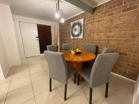 Aloha Adelaide - Accommodation ACT 4