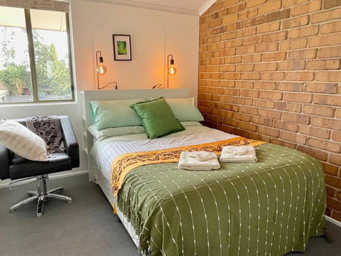 Aloha Adelaide - Accommodation ACT 1