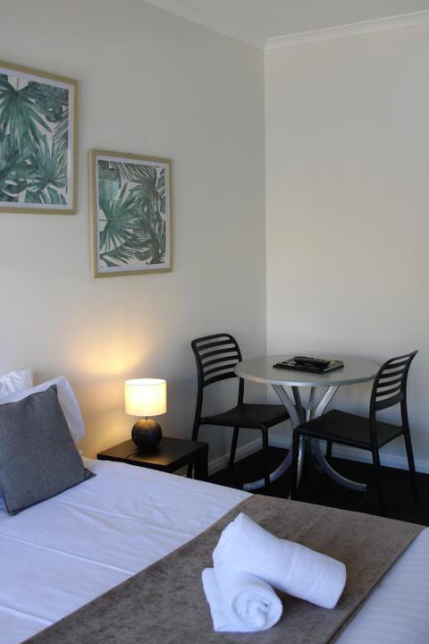 Alpine Hotel Bright - Accommodation ACT 4