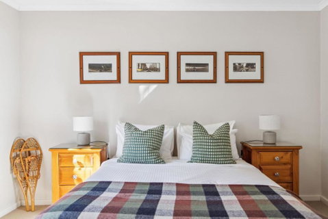 Albina - Accommodation ACT 2
