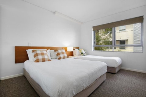 At Waves Unit 9 - Accommodation ACT 4