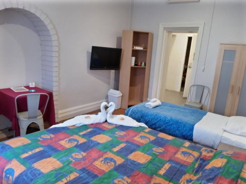 Austral Inn - Accommodation ACT 3