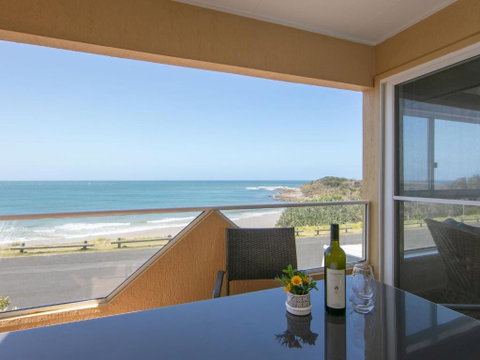 Avalon 2 - Accommodation ACT 4