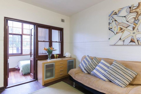 B3 Crawley Apartment 1 BRM & Sleepout Near UWA - Accommodation ACT 3