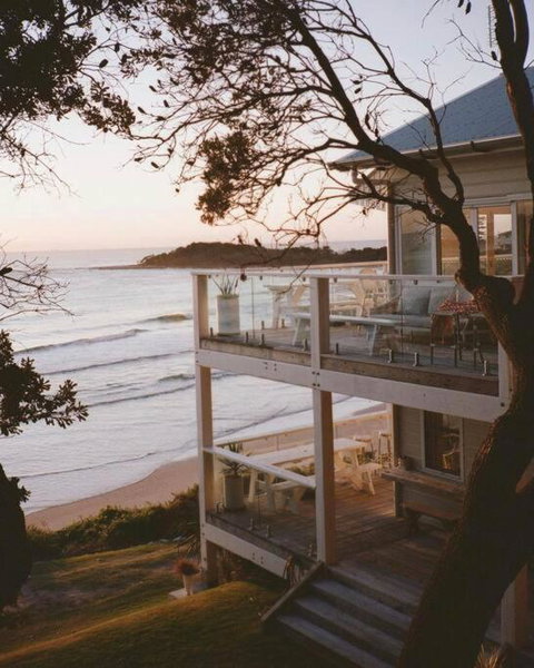 BAY PROPERTIES . Beach House Yamba - Accommodation ACT 0