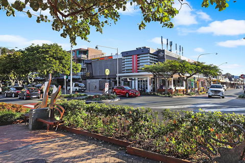 Pacific Regis Beachfront Holiday Apartments - Accommodation ACT 16