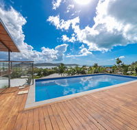 Viewpoint Holiday Home - Cannonvale - Accommodation ACT