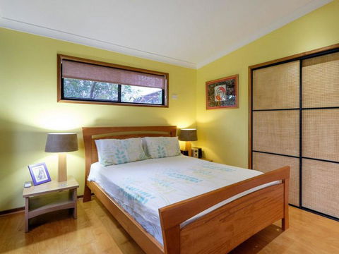 Five Bimba (Tractor House) - Accommodation ACT 8