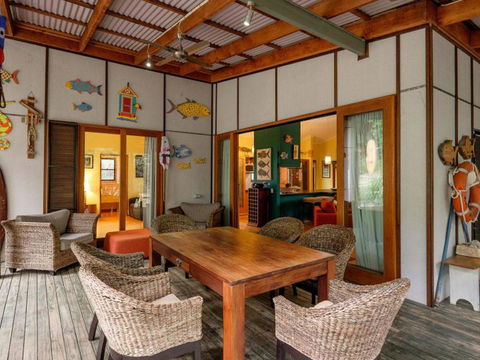 Five Bimba (Tractor House) - Accommodation ACT 17