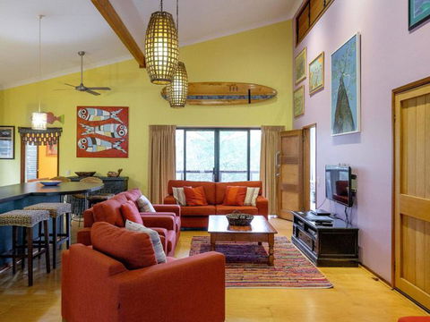Five Bimba (Tractor House) - Accommodation ACT 2