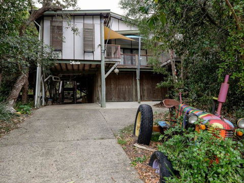 Five Bimba (Tractor House) - Accommodation ACT 0