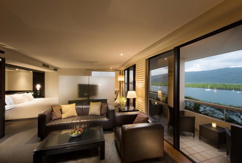 Hilton Cairns - Accommodation ACT 23