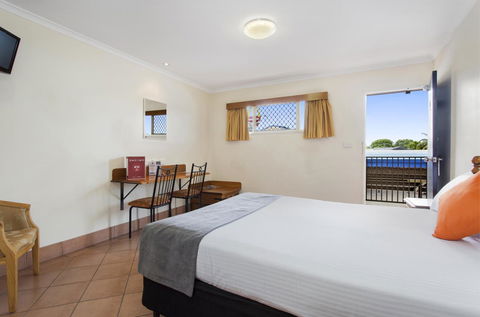 Glenmore Tavern - Accommodation ACT 31