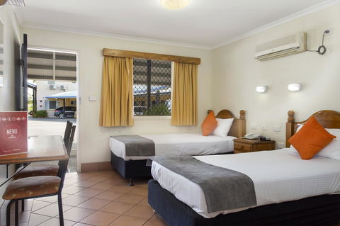Glenmore Tavern - Accommodation ACT 11