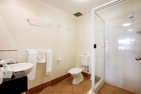Glenmore Tavern - Accommodation ACT 14