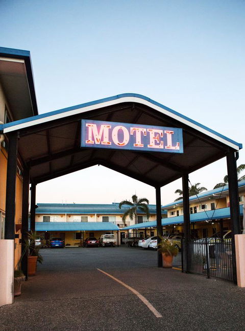 Glenmore Tavern - Accommodation ACT 18
