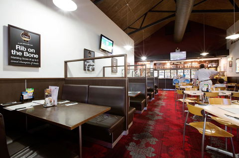 Glenmore Tavern - Accommodation ACT 22