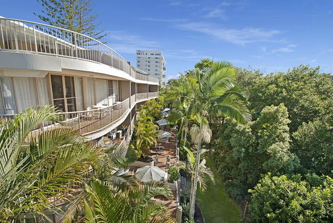 Beachcomber On The Spit - Accommodation ACT 25