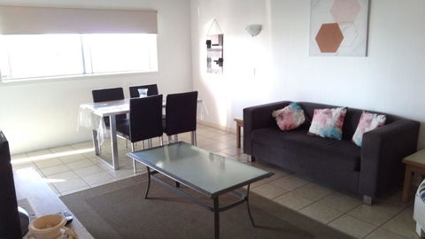 Maroochy Sands Holiday Apartments - Accommodation ACT 12
