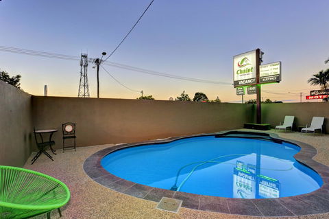 Chalet Motor Inn - Accommodation ACT 12