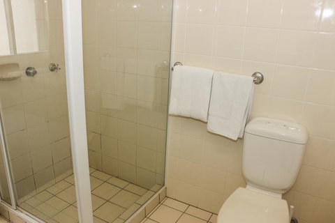 Salisbury Hotel Motel - Accommodation ACT 20