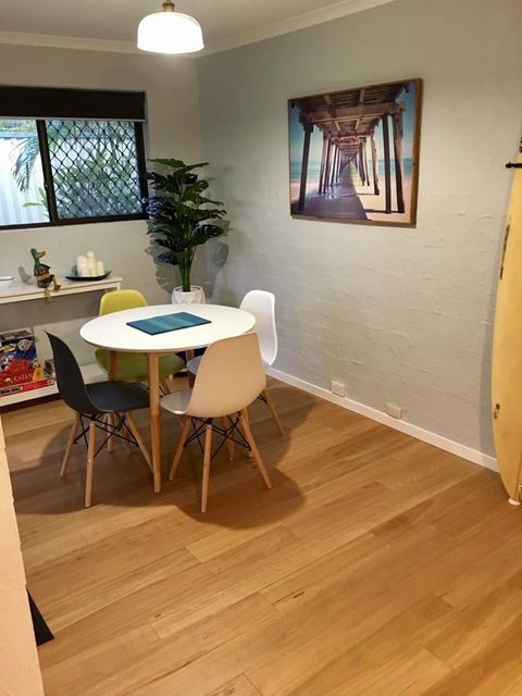 Burleigh Palms Holiday Apartments - Accommodation ACT 10