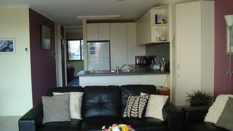 Burleigh Palms Holiday Apartments - Accommodation ACT 39