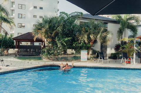 Burleigh Palms Holiday Apartments - Accommodation ACT 34