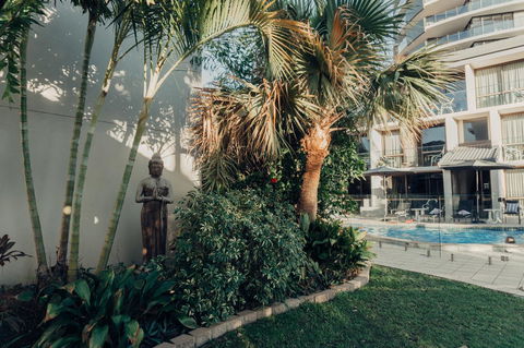Burleigh Palms Holiday Apartments - Accommodation ACT 37