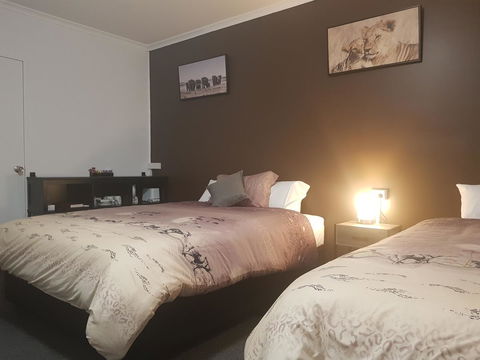 The Q Motel Rockhampton - Accommodation ACT 4