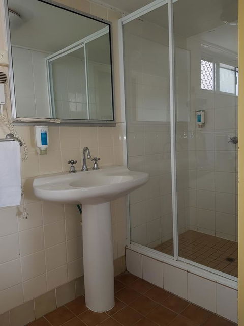 The Q Motel Rockhampton - Accommodation ACT 42