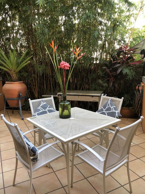 Martinique On Macrossan - Accommodation ACT 16