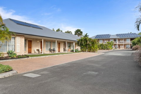 Coopers Colonial Motel - Accommodation ACT 25