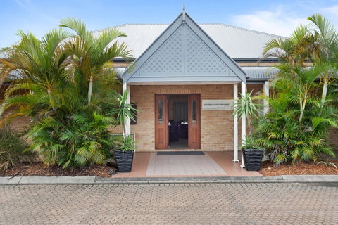 Coopers Colonial Motel - Accommodation ACT 21