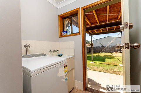 Family Holiday Haven On Boronia 100m To Beach - Accommodation ACT 4