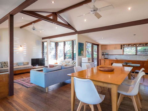 Laguna House - Accommodation ACT 0