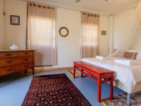 Eddies Place - Accommodation ACT 15