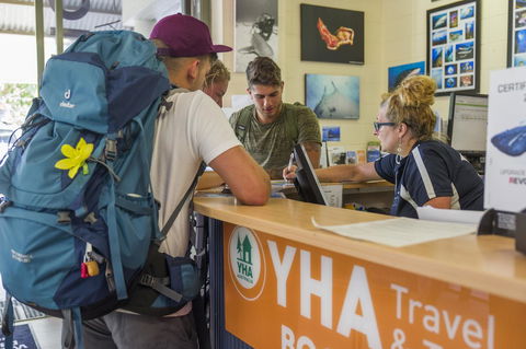 Manta Lodge YHA & Scuba Centre - Accommodation ACT 3