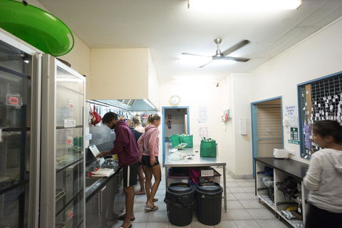 Manta Lodge YHA & Scuba Centre - Accommodation ACT 6