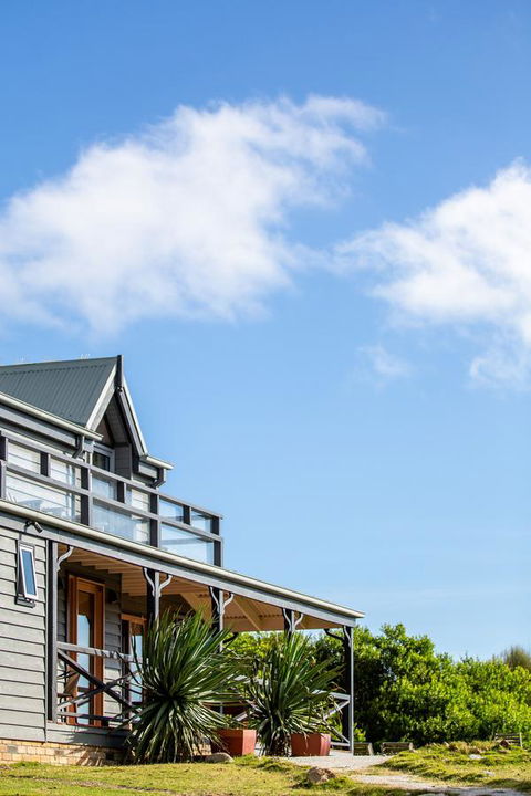 Mountain Seas Lodge - Accommodation ACT 1