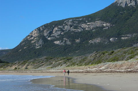 Mountain Seas Lodge - Accommodation ACT 17