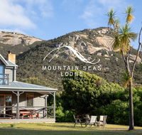 Mountain Seas Lodge - Accommodation ACT