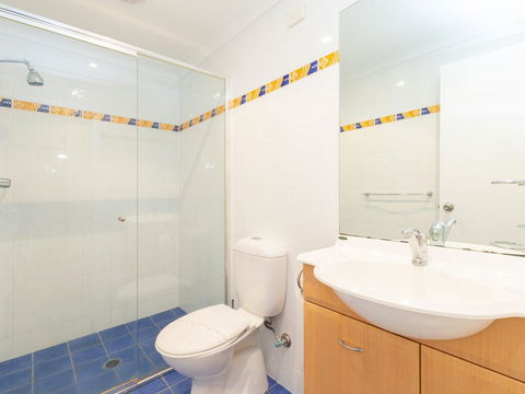 'Dutchies Vista' 1/45 Christmas Bush Ave - Ground Floor Duplex With Stunning Water Views - Accommodation ACT 3