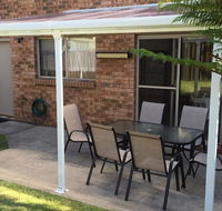 'Lighthouse Palms' - Accommodation ACT