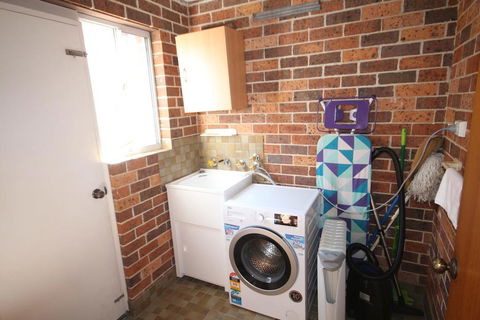 1/2 Brunswick Avenue - Accommodation ACT 1