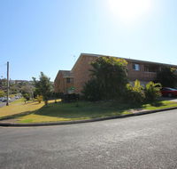 1/2 Brunswick Avenue - Accommodation ACT