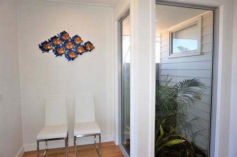 108 Madaffari Drive - Caretta - Luxurious Marina Home With A Spa And Free WiFi - Accommodation ACT 3